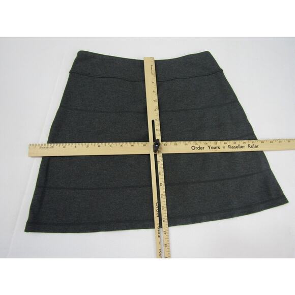 Athleta Gray Knit Pull On Mini Skirt Stretch Women's Small Minimalist Neutral - Picture 7 of 8